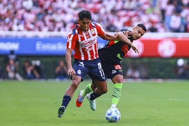 Pedro Caixinha y sus Bravos afrontan su primer gran desafío contra Chivas