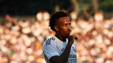Innsbruck (Austria), 12/08/2025.- Eder Militao of Real Madrid celebrates after scoring the 0-1 goal during a friendly match between WSG Tirol and Real Madrid, in Innsbruck, Austria, 12 August 2025. (Futbol, Amistoso) EFE/EPA/ANNA SZILAGYI