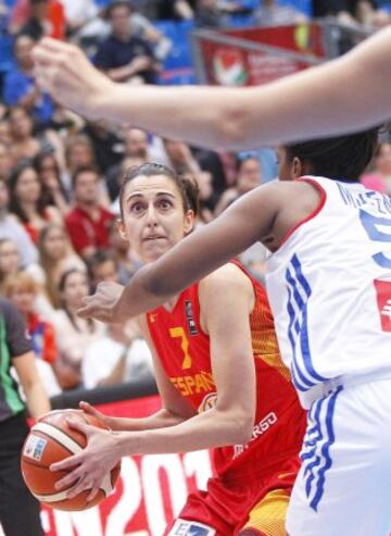 Alba Torrens y Endene Miyem.