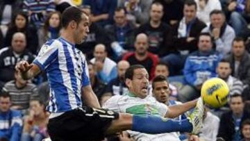 <b>FALTA DE GOL. </b>Urko Vera y David Aganzo sólo han marcado cuatro goles. El Hércules es de los que menos arietes puros tiene.