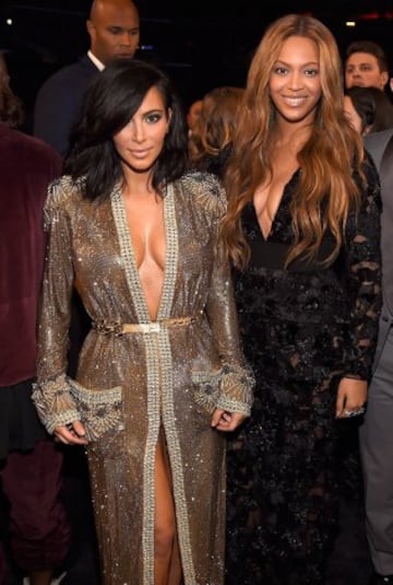 Kim Kardashian, hermana de la exmujer de Lamar Odom, como siempre una de las más perseguidas por la prensa del corazón. En la imagen,junto a Beyonce.