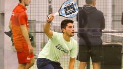 El jugador argentino de p&aacute;del Gonzalo Sal&iacute;as, durante un torneo.