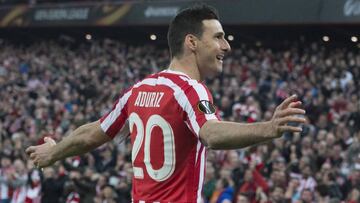 Aduriz, jugador del Athletic, celebra un gol
