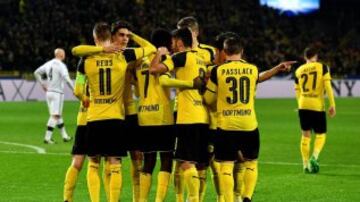 El partido por la fase de grupos de la actual edici¨®n de la Champions entre el Borussia Dortmund y el Legia de Varsovia entr¨® a la historia por su abultado marcador. Fue un carnaval ofensivo que termin¨® 8-4 a favor de los alemanes; es el encuentro con m¨¢s goles desde la instauraci¨®n del actual formato, en 1992. Marco Reus fue la gran figura, con un triplete.