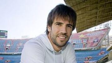 <b>CARÁCTER. </b>David Albelda regresa a la medular para volver a imprimir carácter al Valencia.