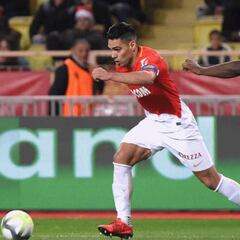 Falcao salva un punto en el descuento y eclipsa a Balotelli