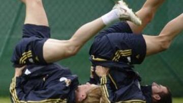 <b>RECUPERACIÓN.</b> Los titulares disfrutaron de una sesión de recuperación y los suplentes trabajaron con mayor intensidad.