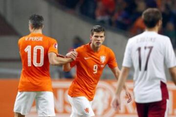 Holanda - Letonia. Van Persie y Huntelaar.