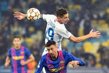 Clement Lenglet y Denys Garmash.