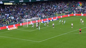Locura en el Villamarín: minuto 94, empate y Canales se saca este zapatazo a la escuadra