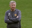 Ferguson: "Van der Sar está pensando en no retirarse"