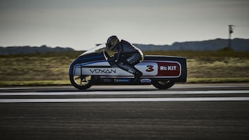 Max Biaggi supera los 400 km/h... sin contaminar