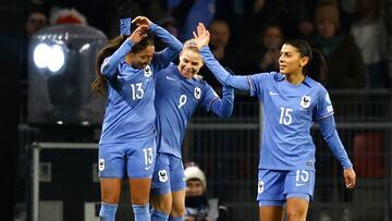 Soccer Football - UEFA Women's Nations League - Group B - France v Austria - Roazhon Park, Rennes, France - December 1, 2023 France's Eugenie Le Sommer celebrates scoring their second goal with teammates REUTERS/Stephane Mahe