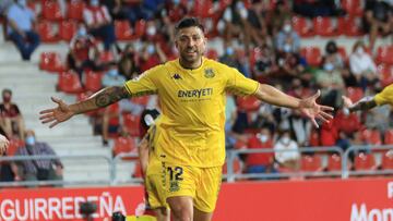 "Menos el domingo, siempre quiero que gane el Tenerife"