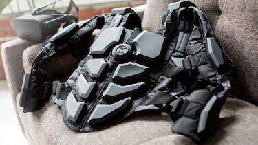 Siente los impactos de la realidad virtual con Hardlight VR Suit