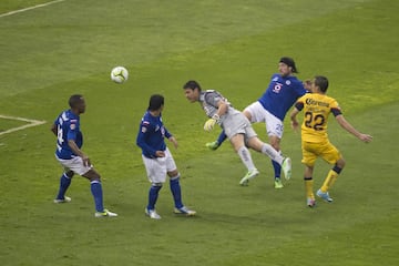 Con gol de Muñoz sobre el final y una agónica tanda de penales, una de las definiciones más recordadas en la historia del fútbol mexicano. 