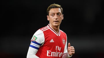 Manchester United could benefit from Ozil creativity - Scholes
