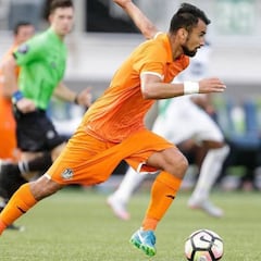 Salvadoreño de la USL, convocado por De los Cobos