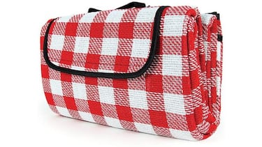 Siete accesorios top en ventas ideales para hacer un picnic