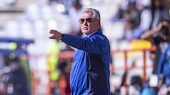 Víctor Manuel Vucetich: “Tienes que encomendarte a Dios para frenar a Messi”