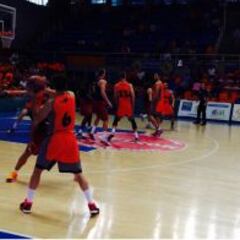 El Barça gana al Fuenlabrada en su estreno ante su afición