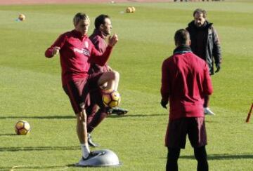 Giménez durante el entrenamiento ante sus aficionados.