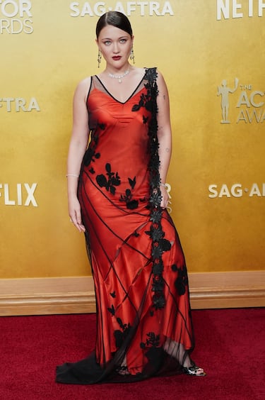 Isa Briones posa en la alfombra roja de los 'The Actor Awards' celebrados en el Shrine Auditorium and Expo Hall de Los Ángeles.





 
 





 
 