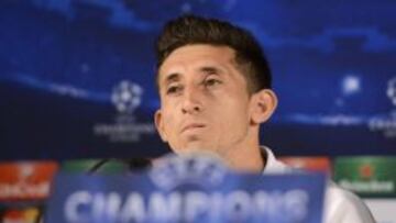El Napoli estaría interesado en el mediocampista mexicano.