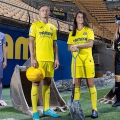 La segunda equipación del Villarreal será morada