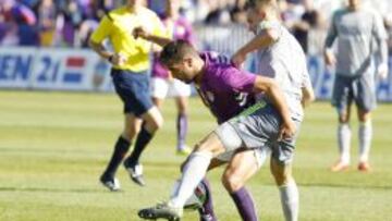 Marcos Llorente regresó al centro de la zaga del Castilla, que ganó en Guadalajara (1-2).