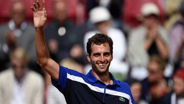 Carreño y Ramos avanzan y Feliciano cae frente a Isner
