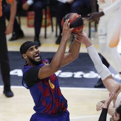 Nueva ampliación en el Barça: Brandon Davies hasta 2022