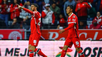 during the 9th round match between Toluca and Queretaro as part of the Liga BBVA MX, Torneo Clausura 2025 at Nemesio Diez Stadium, on February 26, 2025 in Toluca, Mexico.