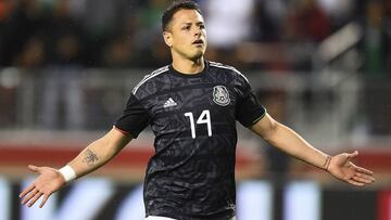 Fiorentina estar&iacute;a interesado en Chicharito Hern&aacute;ndez