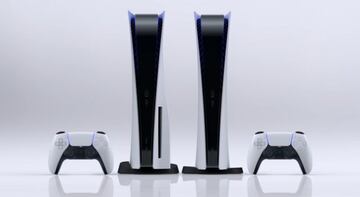 La 迆nica diferencia entre PS5 (izquierda) y PS5 Digital Edition (derecha) es el lector de discos y su precio, 499 euros y 399 euros. Son iguales por dentro.