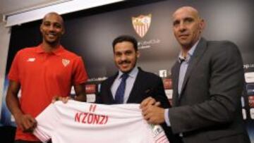 Nzonzi: "El Sevilla es el equipo perfecto para mi proyección"