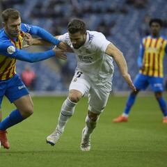 Olympiakos ofrece cuatro años y medio a Lato