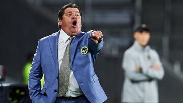 Miguel Herrera durante un partido del Am&eacute;rica