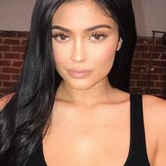 Primera foto de Kylie Jenner tras haber dado a luz