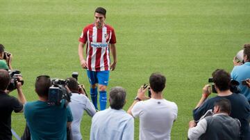 Gaitán, el día de su presentación con el Atlético, 19 de julio de 2016.