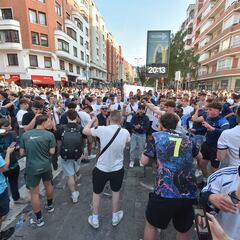 Enfrentamientos y robos, la nota negativa de la final de la Europa League