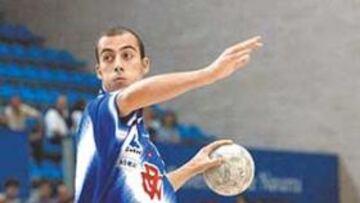 <b>VETERANÍA.</b> "Tengo la suerte de jugar en el Portland, donde los 'abuelos' me dan mucha bola. Los 'abuelos' del Portland me buscan; sí, me dan mucha bola, especialmente Barrufet"