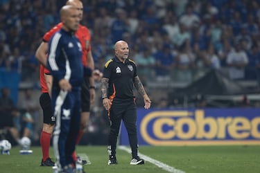 Sampaoli debuta con desastre