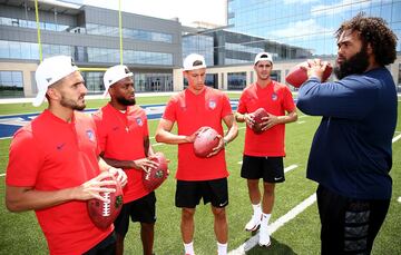 Koke, Lemar, Morata y Marcos Llorente disfrutaron a lo grande visitando las instalaciones de los Dallas Cowboys.