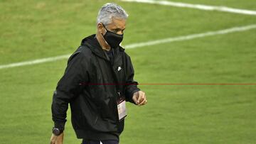 El volante señaló en ESPN que pudo saber que los trabajos del DT colombiano en la Roja no eran los adecuados para lo que exigían los jugadores de Chile.