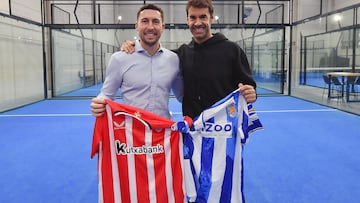 De Marcos y Xabi Prieto posan para AS con las camisetas de sus equipos del alma.