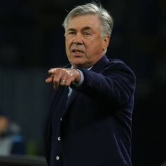 Ancelotti se acerca al Everton de Mina