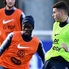 Deschamps también probará a Lucas de lateral izquierdo