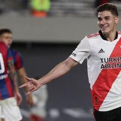 El Milan vigila a Julián Álvarez