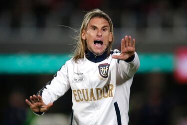 Beccacece: “Aspiramos a competir con Argentina, España y Francia por el Mundial”